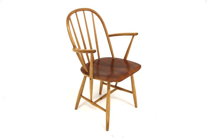 28058